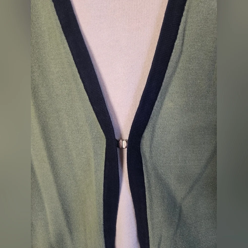 Croft & Barrow Faux 2-Piece Sweater Top Size M – Green Blue Cream Layered Look